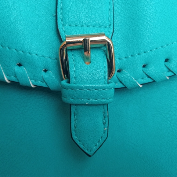 NWT Charming Charlie Crossbody Bag - Picture 3 of 15